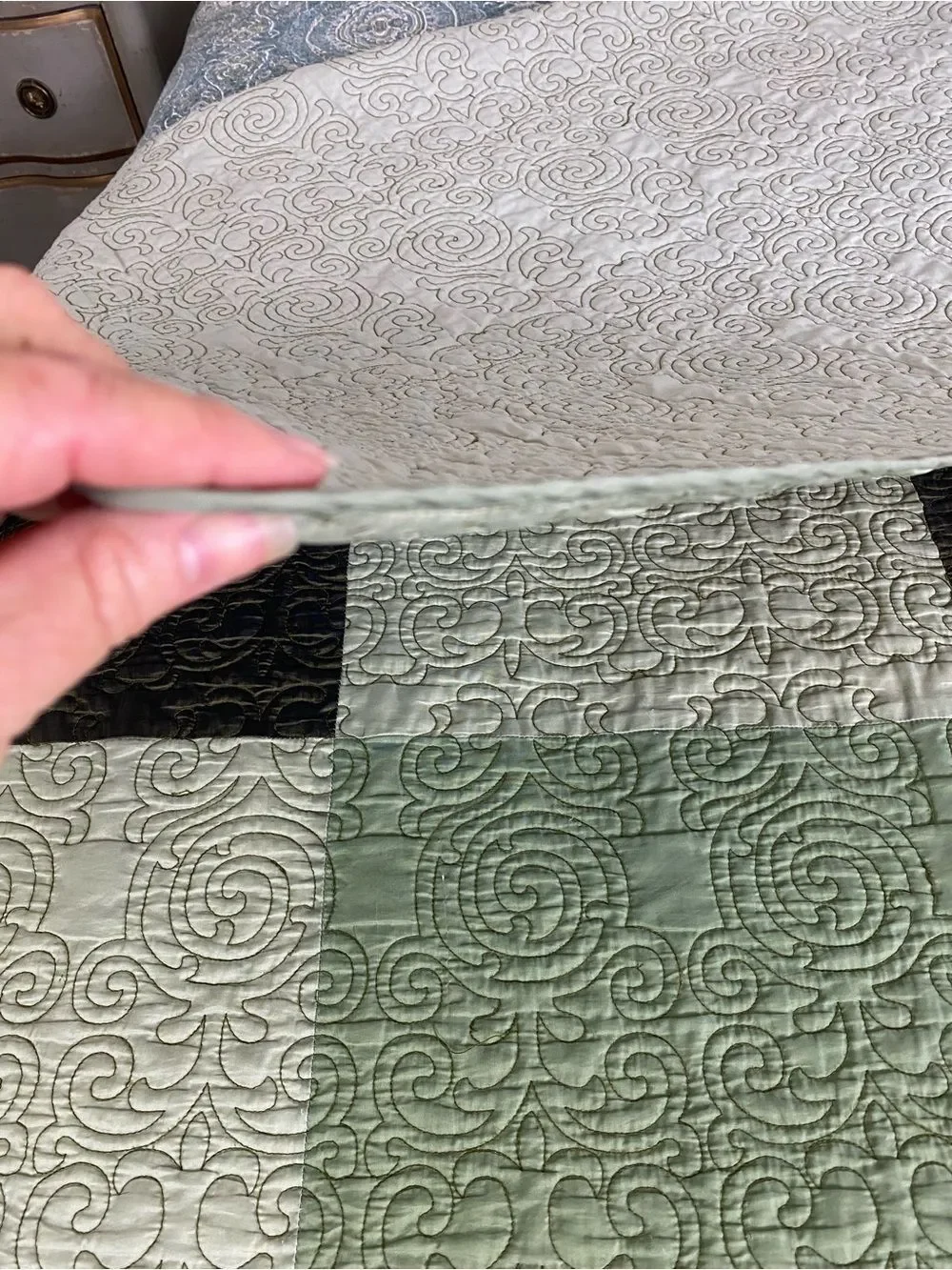 Rare 70s Springmaid patchwork Lightweight bedspread/ Quilt green brown gold